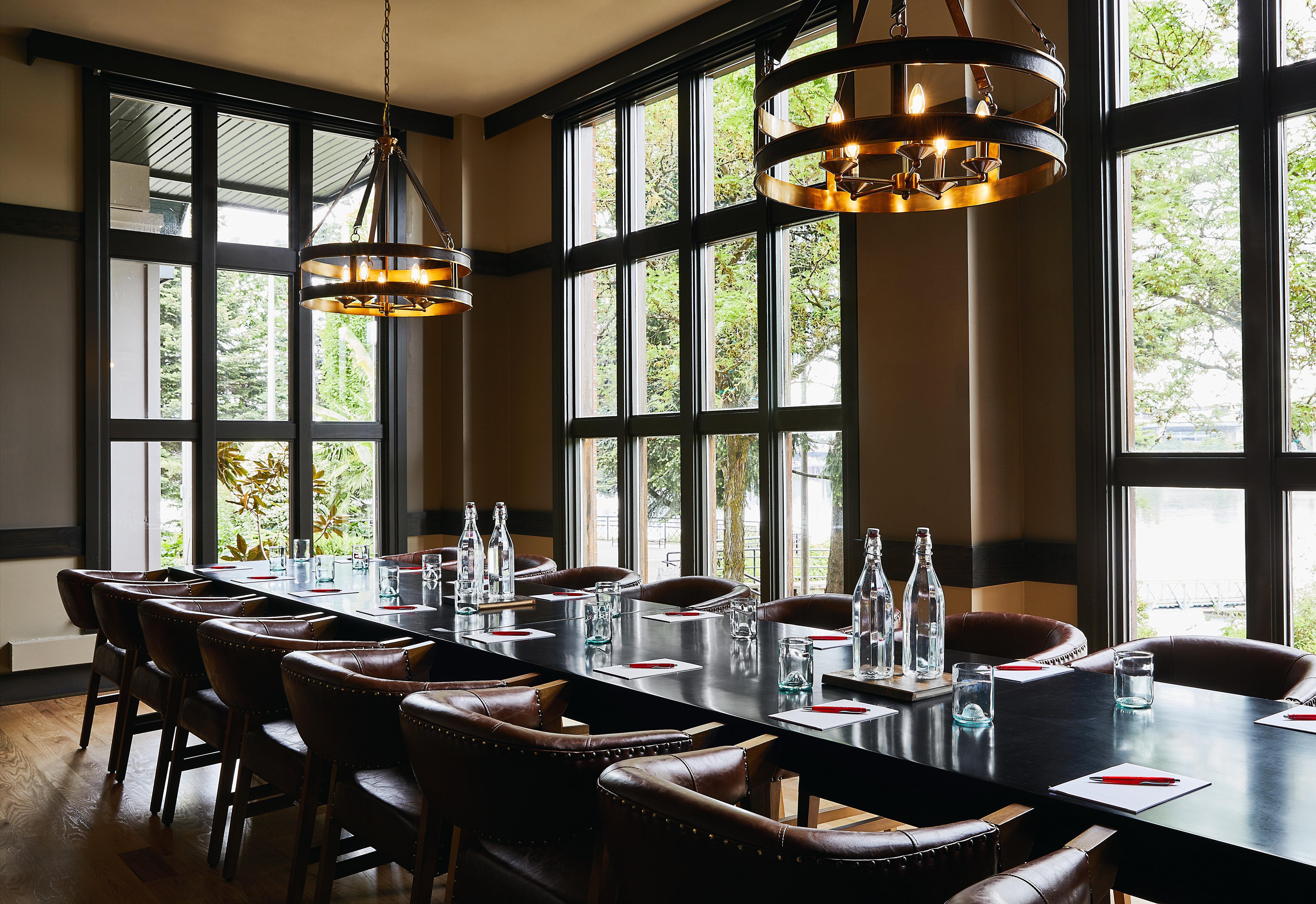 Kimpton Riverplace By Ihg 4*