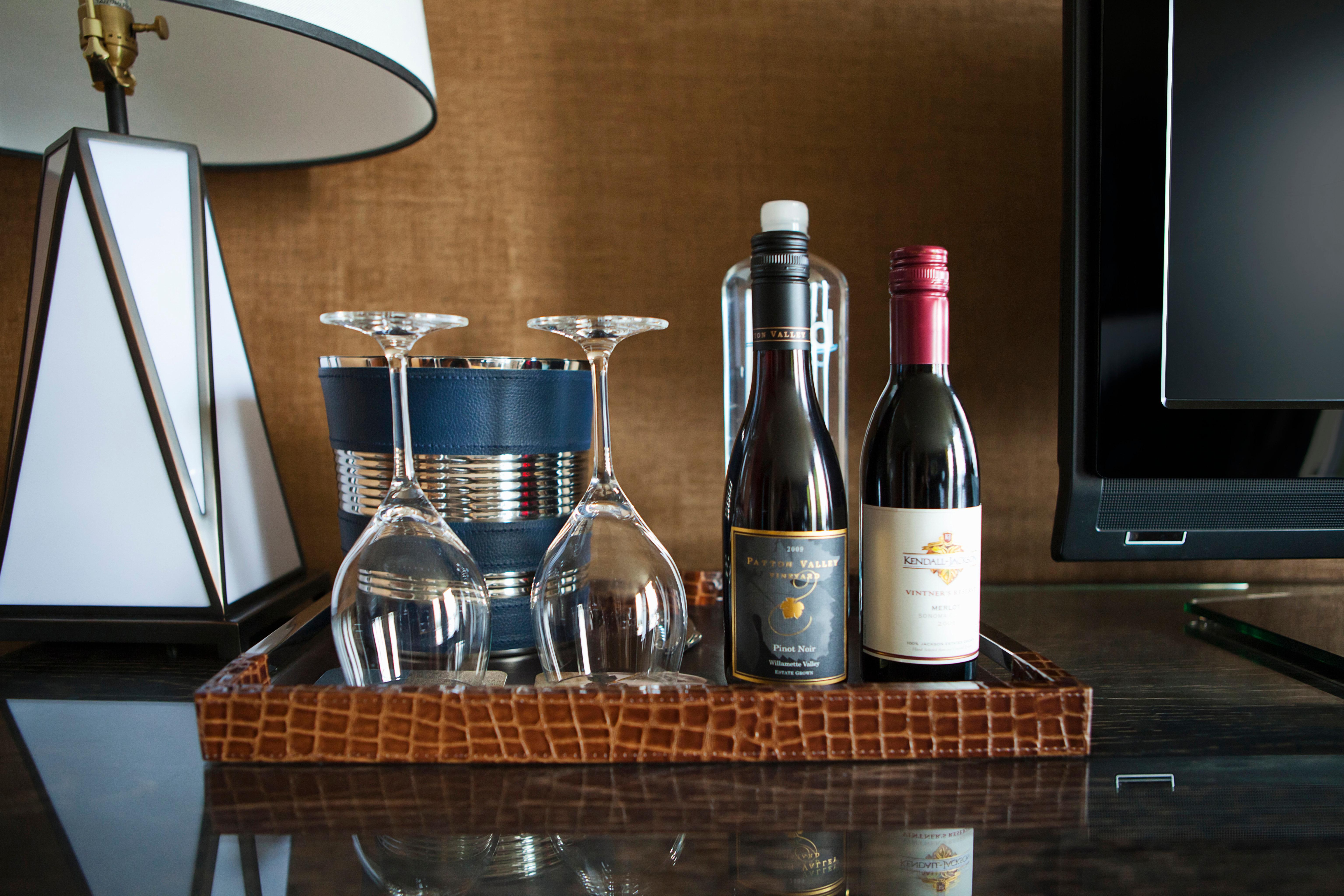Kimpton Riverplace By Ihg Hotel