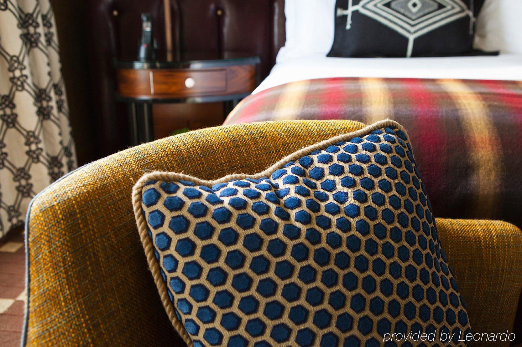 Hotel Kimpton Riverplace By Ihg