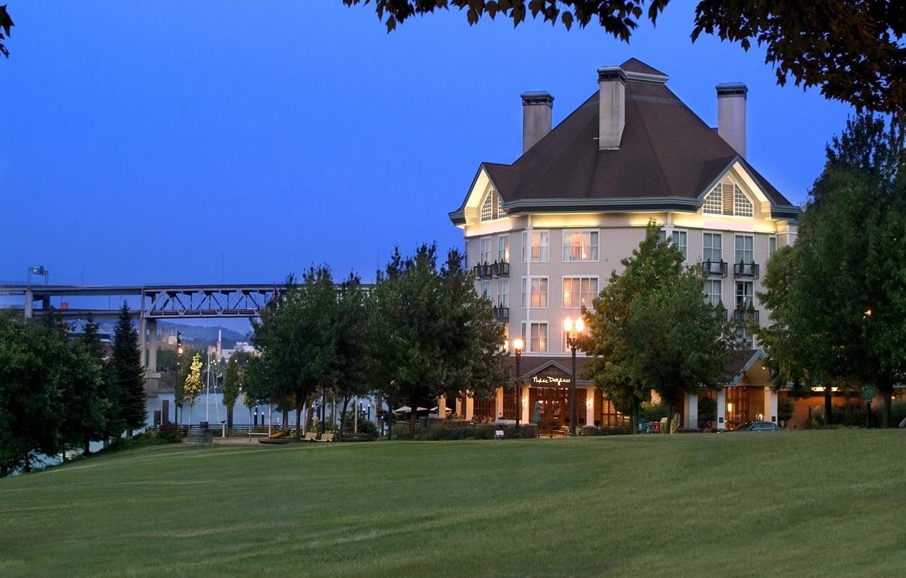 Hotel Kimpton Riverplace By Ihg 4*